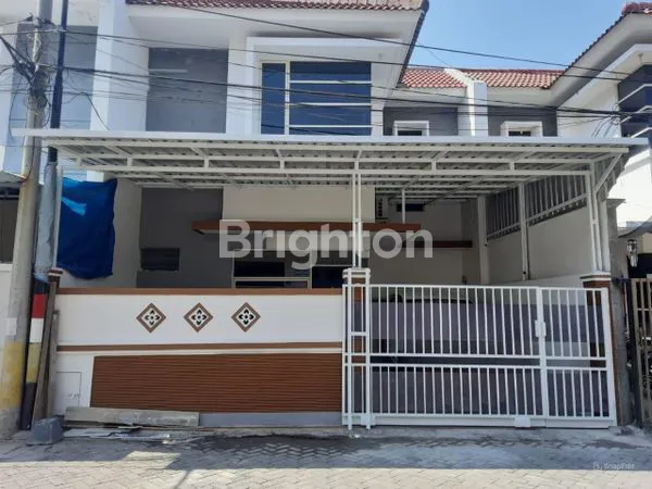 Gambar Property DIJUAL RUMAH SIAP HUNI LEBAK INDAH TOWN HOUSE SURABAYA 2 LANTAI FULL BANGUNAN