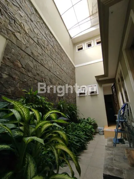 image RUMAH 2 LANTAI SIAP HUNI SEMI FURNISH REGENCY 21,DEKAT ARAYA SURABAYA TIMUR (3)