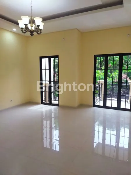 image RUMAH BARU CANTIKAMERICAN MODERN  KEMANGGISAN BEBAS BANJIR JARANG ADA (2)