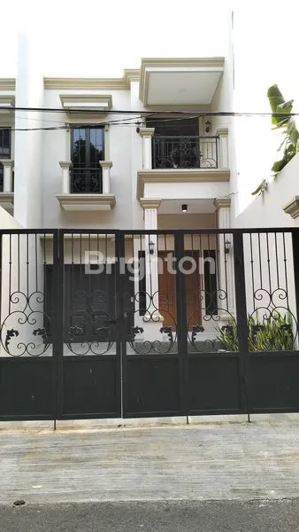 image RUMAH BARU CANTIKAMERICAN MODERN  KEMANGGISAN BEBAS BANJIR JARANG ADA (1)