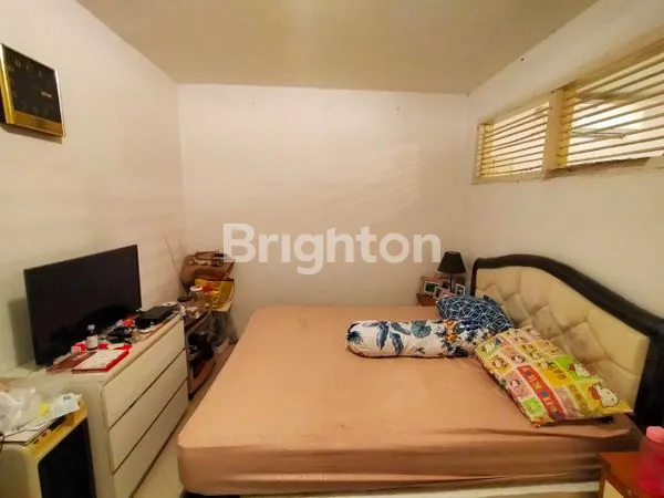 image RUMAH DI TAMAN RATU JAKARTA BARAT (4)