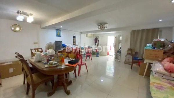 image RUMAH DI TAMAN RATU JAKARTA BARAT (2)