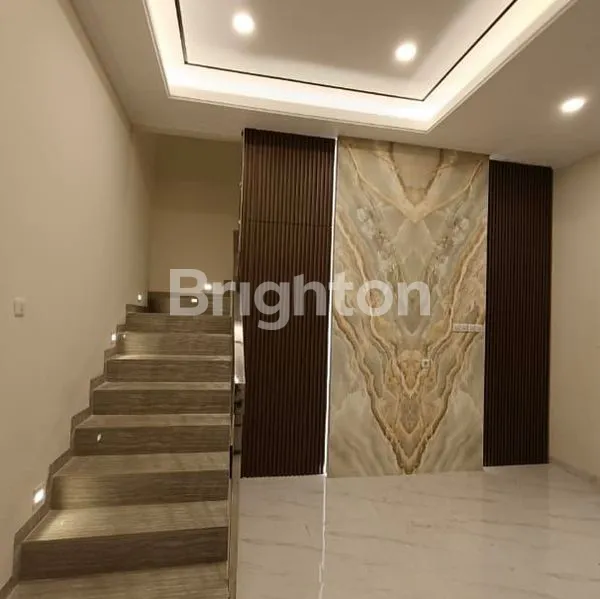 image RUMAH MEWAH SUTOREJO 2 LANTAI MODEL SCANDINAVIAN (3)