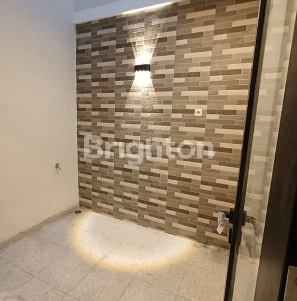 image RUMAH MEWAH SUTOREJO 2 LANTAI MODEL SCANDINAVIAN (7)