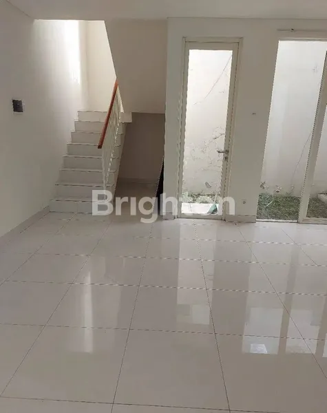 image  RUMAH GRAND PAKUWON SELANGKAH KE   FOODJUNCTION DEKAT MARGOMULYO, DEKAT   BENOWO (2)