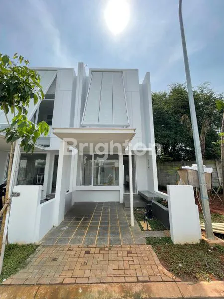 image RUMAH RAPI SIAP HUNI 2 LANTAI TABEBUYA BSD CITY (1)