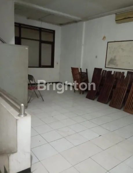 image RUKO TEMPAT USAHA DAERAH CIBABAT (4)