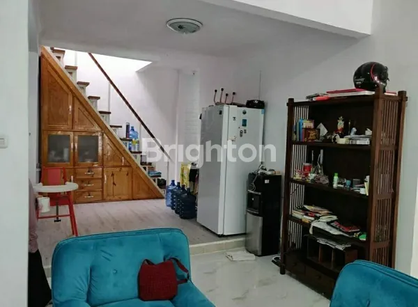 image RUMAH CANTIK PERUMAHAN VILLA PAMULANG MAS TANGERANG SELATAN 1,5 LANTAI  (4)