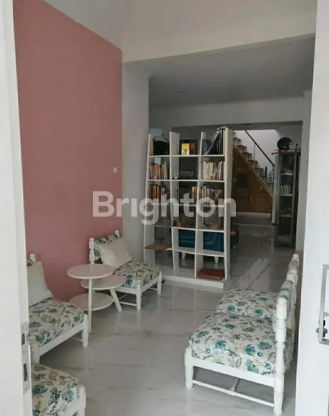 image RUMAH CANTIK PERUMAHAN VILLA PAMULANG MAS TANGERANG SELATAN 1,5 LANTAI  (3)