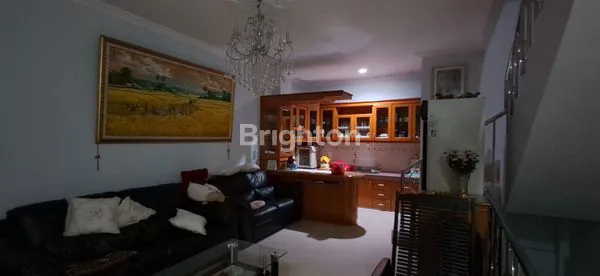 image HUNIAN 4 LANTAI DI PLUIT JAKARTA UTARA (5)