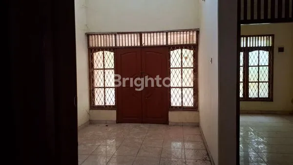 image RUMAH LOKASI STRATEGIS (7)