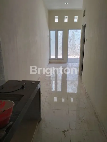 image RUMAH 2LANTAI HOOK BARU MODERN MINIMALIS (2)