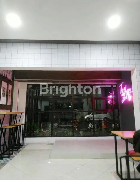 image RESTO POROS JALAN UTAMA TENGAH KOTA BLITAR (4)