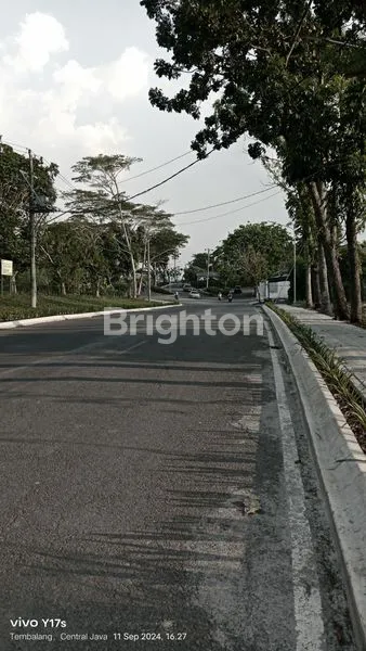 image RUMAH PESAN BANGUN DUA LANTAI DI TEMBALANG SEMARANG  (2)