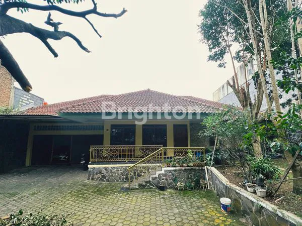 image JUAL CEPAT RUMAH PINGGIR JALAN SUKAHAJI (1)