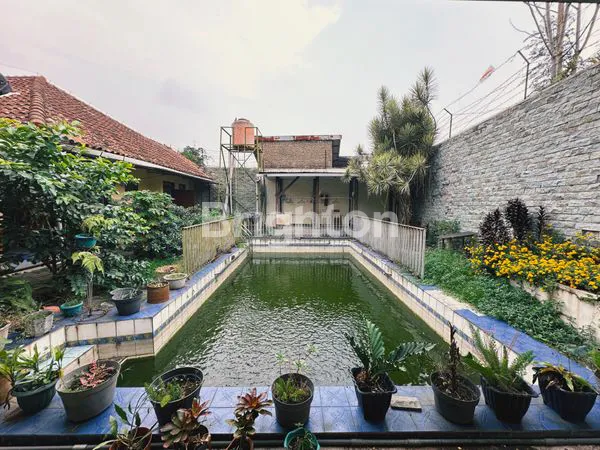 image JUAL CEPAT RUMAH PINGGIR JALAN SUKAHAJI (2)