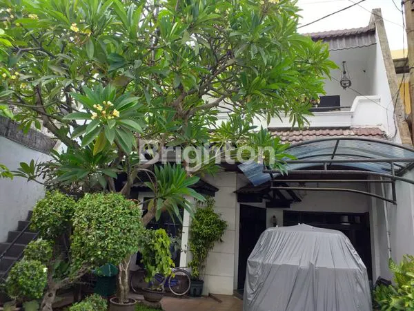 image RUMAH RAYA BRATANG GEDE, BISA BUAT USAHA/RUMAH KOSAN (1)