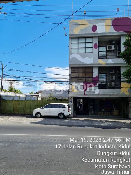 AREA KOMERSIAL RUNGKUT INDUSTRI GEDUNG 4 LANTAI