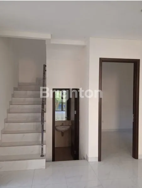 image RUMAH HOOK SIAP HUNI,BERGAYA SPANISH,LAVON BY SWANCITY,CLUSTER ALLURATANGERANG (3)