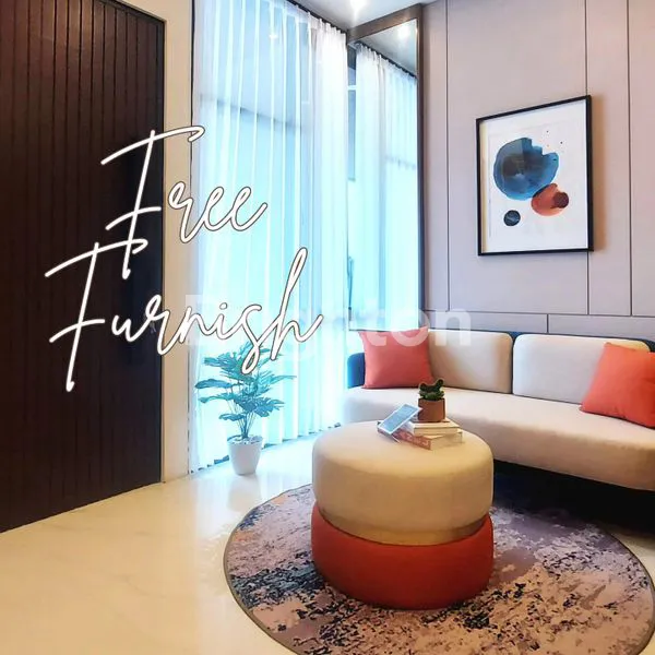 image FREE FURNISHED RUMAH TENGAH KOTA 3 LANTAI HANYA 2 M AN DEKAT CIPUTPRA WORLD DAN MAYJEND SUNGKONO BEBAS BANJIR READY 4 UNIT BARU GRESS 2 LANTAI (3)