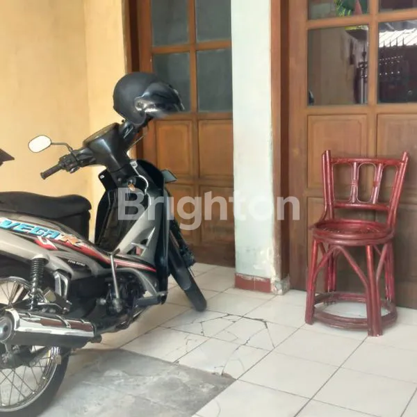 image RUMAH 2 LANTAI MINIMALIS DI WARINGINREJO (4)