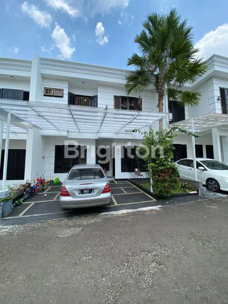 image RUMAH CANTIK BARU RENOV LOKASI STRATEGIS DI LEBAK BULUS (1)