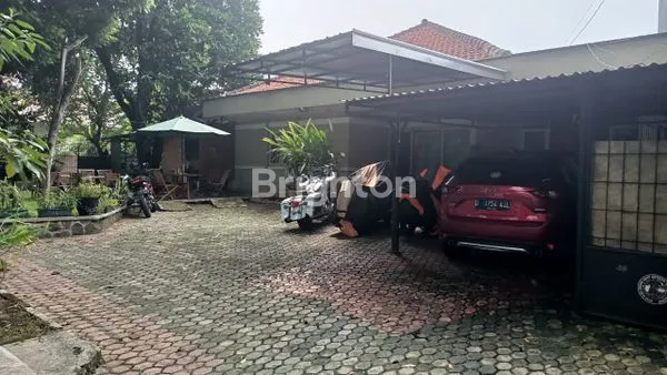 image RUMAH DI CIPAGANTI BANDUNG (2)