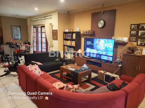 image RUMAH DI CIPAGANTI BANDUNG (6)