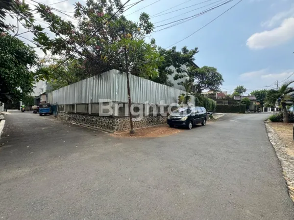 TANAH KAVLING HOEK CIPETE JAKARTA SELATAN COCOK UNTUK GALERY ATAU BUTIK
