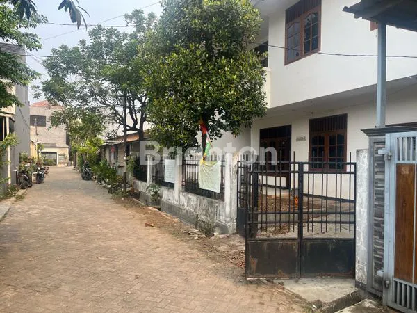 image RUMAH CILEDUG .DALAM KOMPLEKS (2)