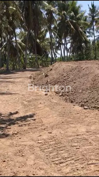 image TANAH LUAS DAN STRATEGIS DI DEKAT BY PASS IDA BAGUS MANTRA (2)
