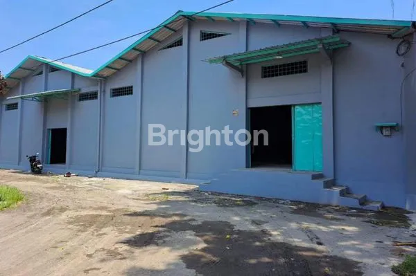 GUDANG KARTOSURO AKSES CONTAINER 40 FEET DILENGKAPI LOADING DOCK