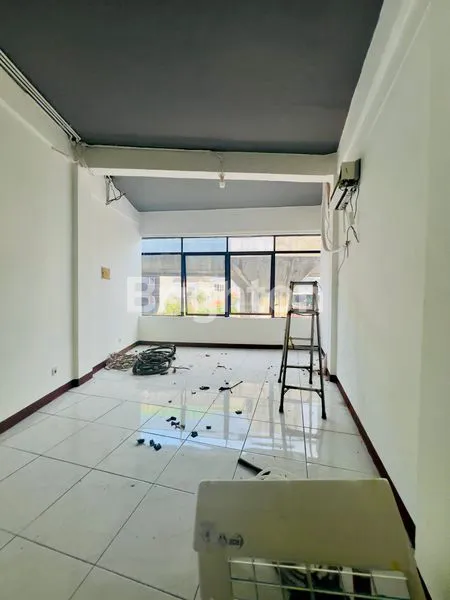 image JUAL / SEWA RUKO KAWASAN STRATEGIS, KAPTEN TENDEAN, JAKARTA SELATAN. COCOK UNTUK USAHA, AKSES LANGSUNG JALAN RAYA. (4)