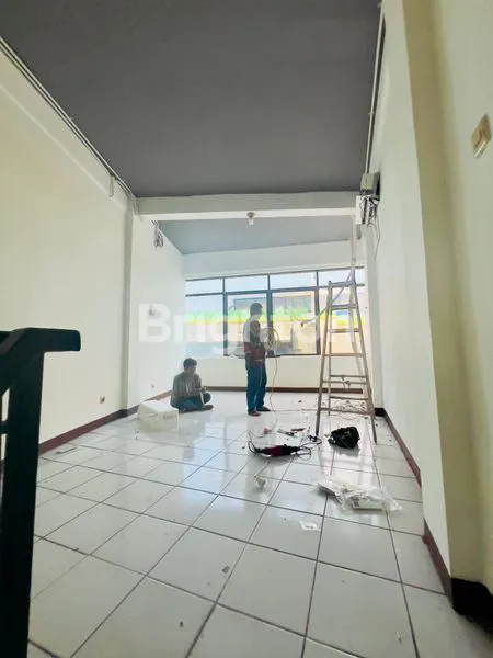image JUAL / SEWA RUKO KAWASAN STRATEGIS, KAPTEN TENDEAN, JAKARTA SELATAN. COCOK UNTUK USAHA, AKSES LANGSUNG JALAN RAYA. (5)