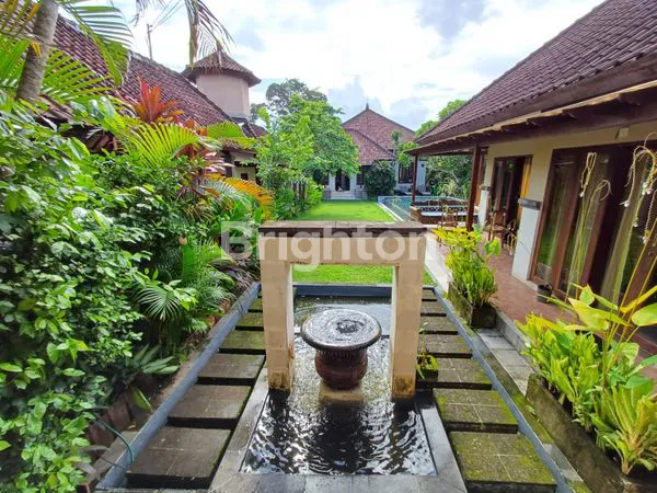 image VILLA LUAS DI CEKOMARIA (1)