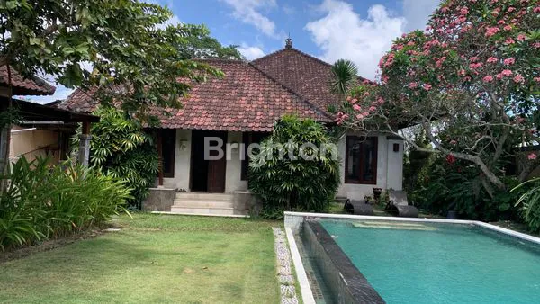 image VILLA LUAS DI CEKOMARIA (4)