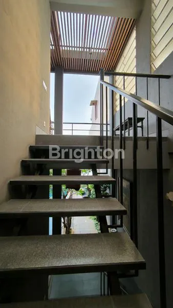 image RUMAH SERASA RESORT 2 LANTAI DI CIMANGGIS (6)