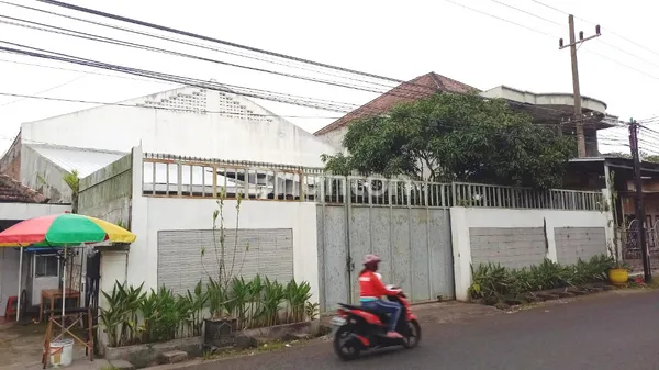 Gudang Strategis Poros Jl Kyai Parseh Bumiayu Kota Malang