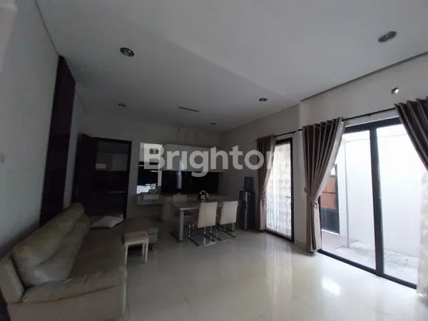 image RUMAH MEWAH FULL FURNISH COLOMADU (3)