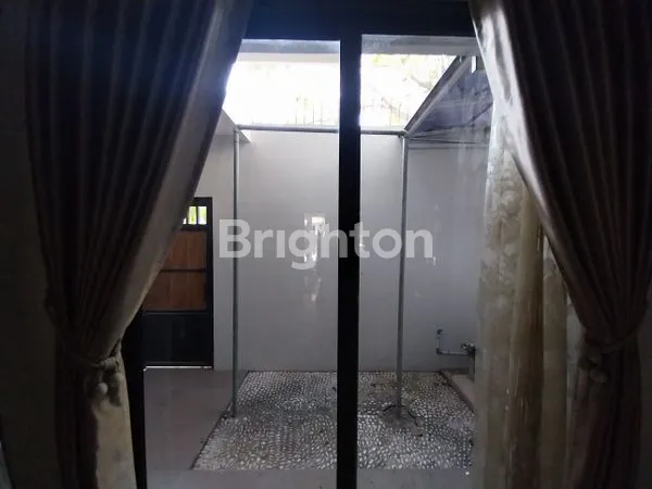 image RUMAH MEWAH FULL FURNISH COLOMADU (7)