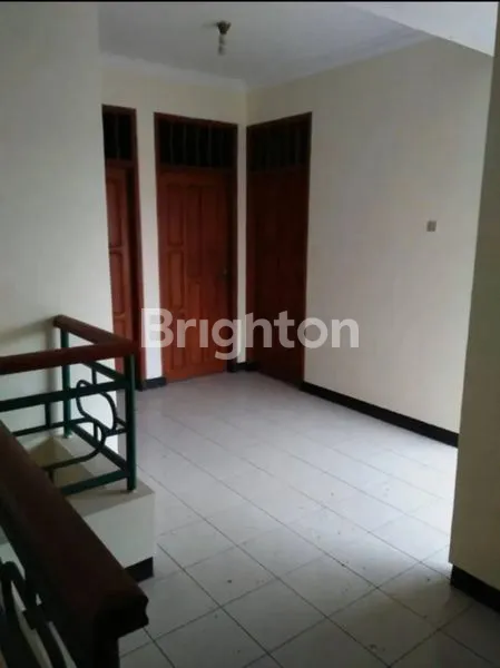 image RUMAH BESAR NYAMAN (4)