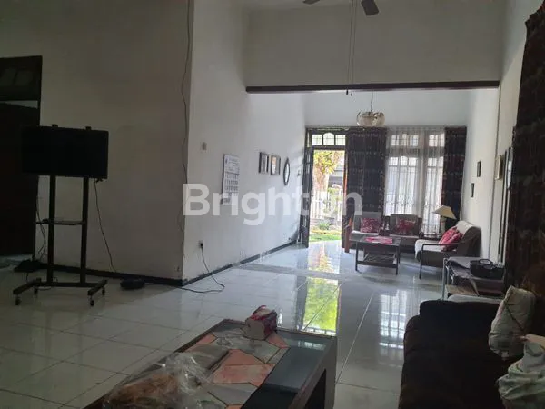image DIJUAL RUMAH2 LANTAI (2)