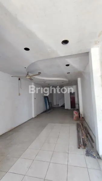 image DISEWAKAN RUKO 3 LANTAI AREA DIENG DEKAT CYBER MALL MALANG (3)