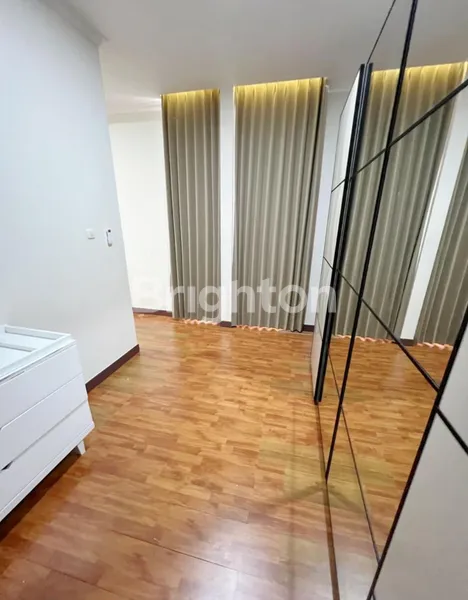 image JUAL RUMAH MODERN MINIMALIS 2 LANTAI DI SURABAYA TIMUR (3)