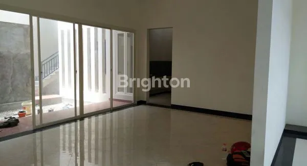 image HOOK RUMAH MEWAH DI PURI WIDYA KENCANA (10)