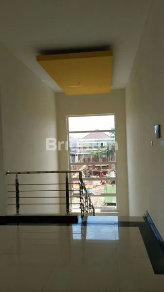 image HOOK RUMAH MEWAH DI PURI WIDYA KENCANA (4)