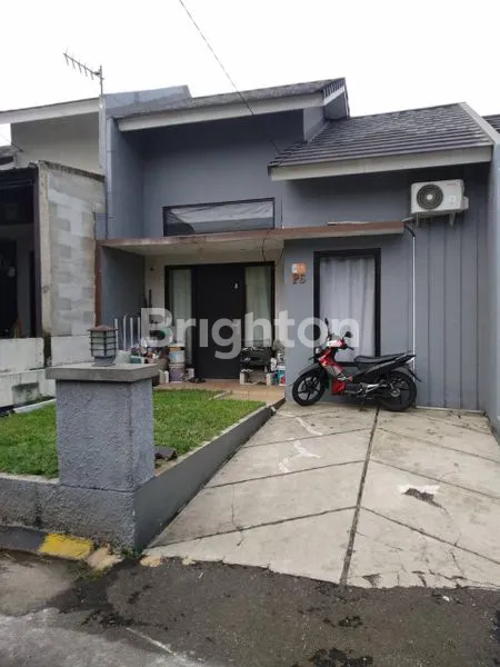 image JUAL RUMAH DI DAERAH BUKIT MAMPANV RESIDENCE DEPOK (1)