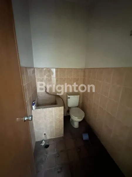 image RUKO AREA BISNIS STRATEGIS SOLO BARU (5)