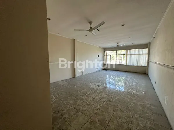 image RUKO AREA BISNIS STRATEGIS SOLO BARU (6)