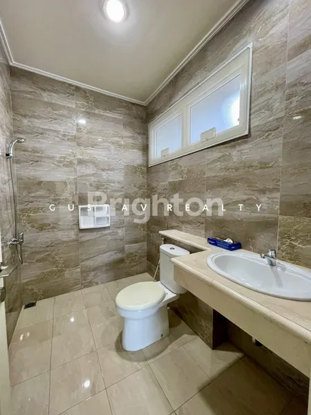 image LUXURY HIGH SPECS DKT GALAXY BUMI PERMAI ARAYA,KERTAJAYA INDAH REGENCY 21,MANYAR KERTOADI,MANYAR KERTOARJO,DHARMAHUSADA INDAH,DHARMAHUSADA PERMAI,CENTRAL PARK KLAMPIS INDAH,WISMA MUKTI,VIRGINIA REGENCY,LAGUNA REGENCY,VILLA RIVIERA,VILLA ROYAL,CASA TOBAGO (3)